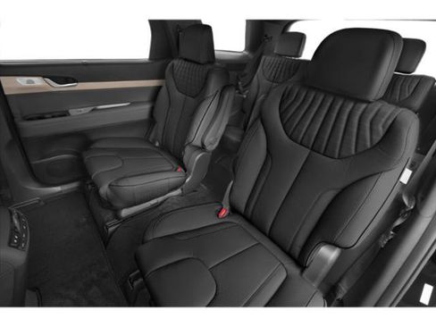 Used 2024 Hyundai Palisade Limited AWD/4WD image 16