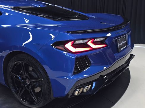 Used 2020 Chevrolet Corvette Stingray Preferred Cpe w/ 2LT Preferred Equipment Group RWD image 49
