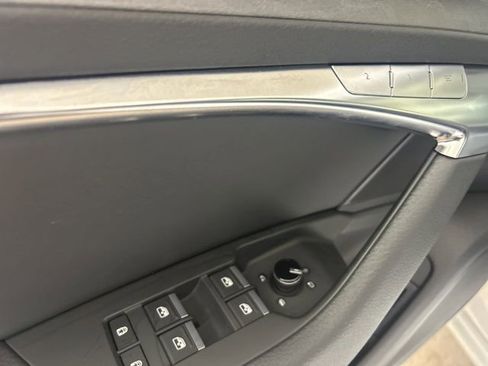 Used 2025 Audi A6 2.0T Premium w/ Convenience Plus Package image 23