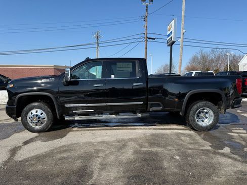 New 2026 Chevrolet Silverado 3500 High Country w/ High Country Premium Package image 5