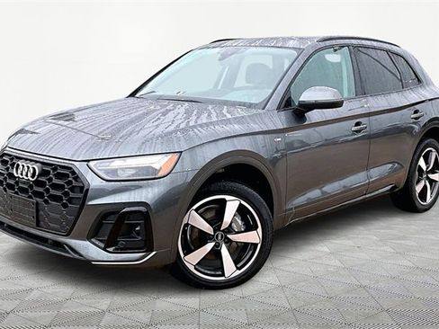 Used 2022 Audi Q5 2.0T Premium Plus w/ Premium Plus Package image 1