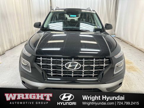 New 2026 Hyundai Venue SEL image 2