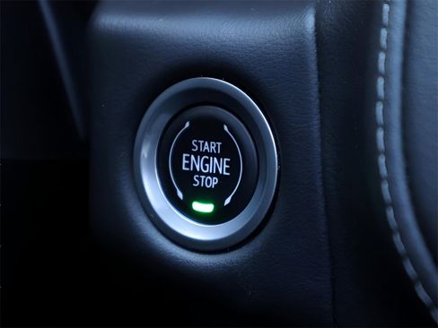 Used 2022 Chevrolet Tahoe LT w/ LT Signature Plus Package image 33