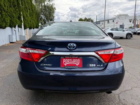 Used 2016 Toyota Camry XLE w/ Moonroof Package FWD image 6