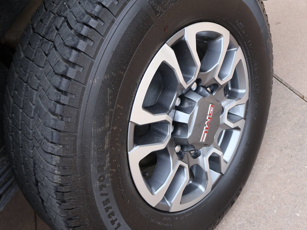 Certified 2025 GMC Sierra 2500 SLT AWD/4WD image 35