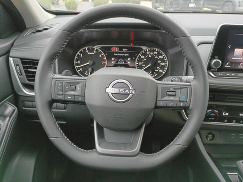 New 2026 Nissan Rogue SV FWD image 15