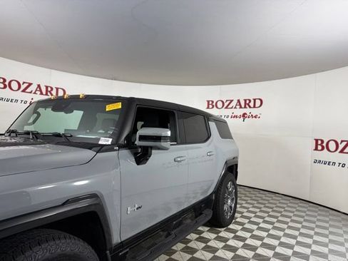 Used 2025 GMC Hummer EV 3X AWD/4WD image 7