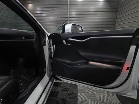 Used 2017 Tesla Model S 100D image 32