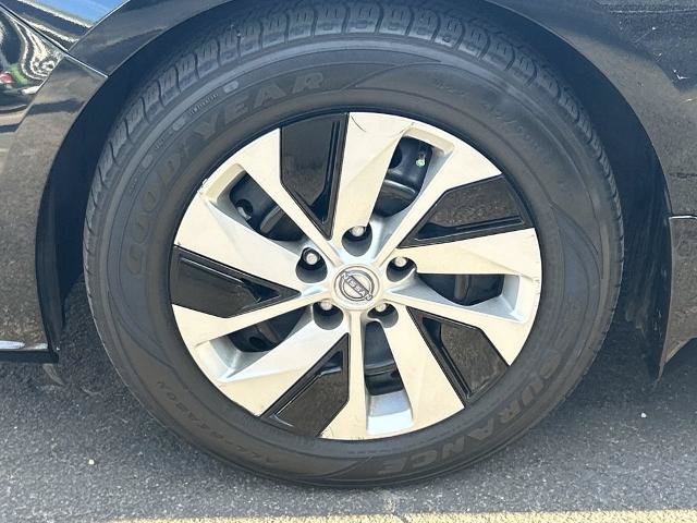 Used 2024 Nissan Altima 2.5 S FWD image 25