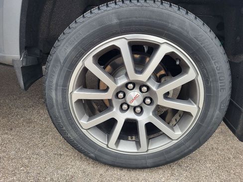 Used 2021 GMC Canyon Denali image 16