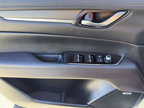 Used 2022 MAZDA CX-5 Signature image 17