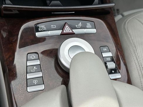 Used 2010 Mercedes-Benz S 550 image 28