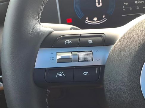 Used 2025 Hyundai Santa Cruz SE image 27