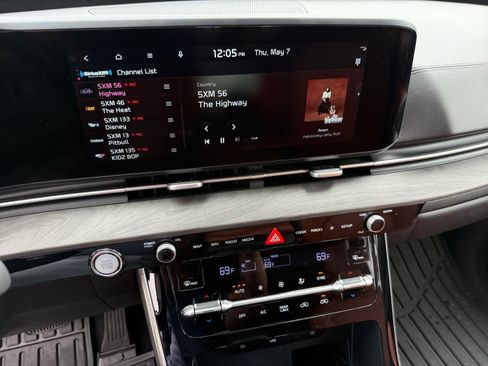 Used 2023 Kia Carnival SX FWD image 23