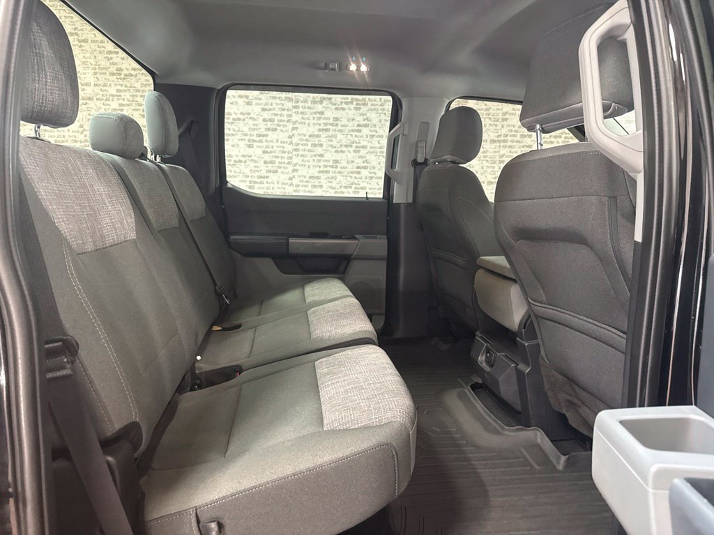 Used 2023 Ford F250 XLT AWD/4WD image 11