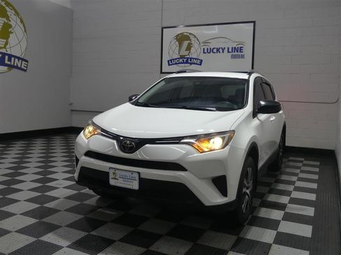 Used 2018 Toyota RAV4 LE w/ All Weather Liner Package image 4