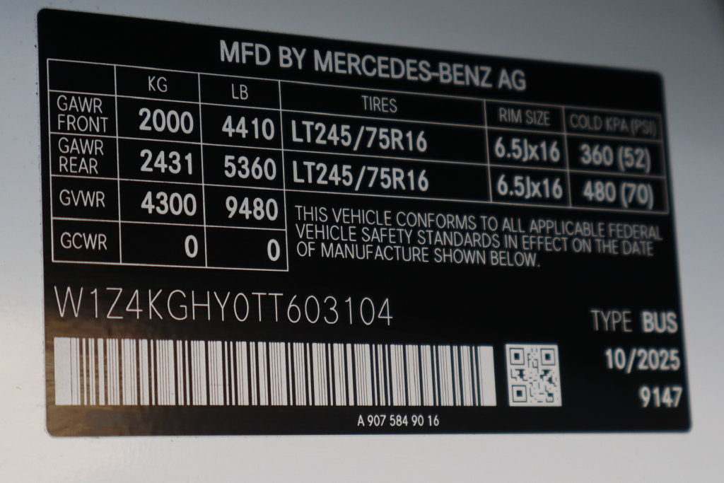 Used 2026 Mercedes-Benz Sprinter 2500 image 42