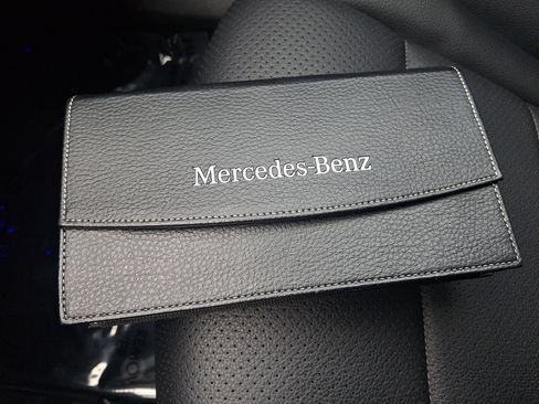 Certified 2022 Mercedes-Benz GLC 300 4MATIC image 25