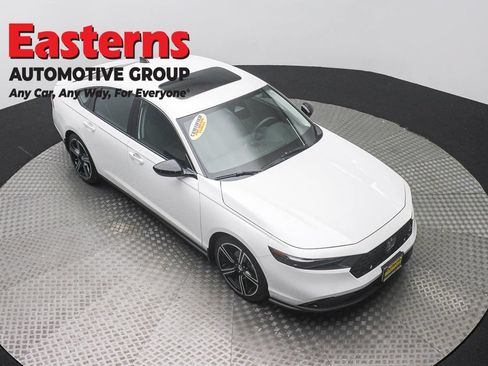 Used 2026 Honda Accord SE image 3
