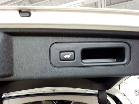 Used 2018 Honda Odyssey EX-L image 24