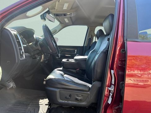 Used 2015 RAM 2500 Laramie AWD/4WD image 17