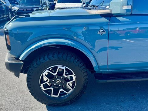 Used 2022 Ford Bronco Outer Banks image 16