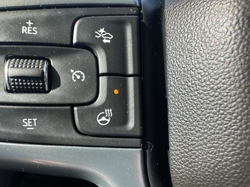Used 2023 Chevrolet Silverado 1500 RST AWD/4WD image 27