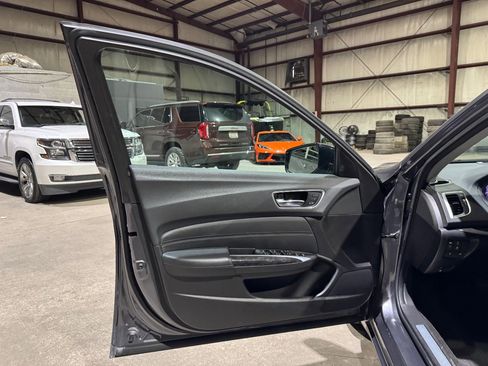 Used 2019 Acura TLX w/ Technology Package image 11