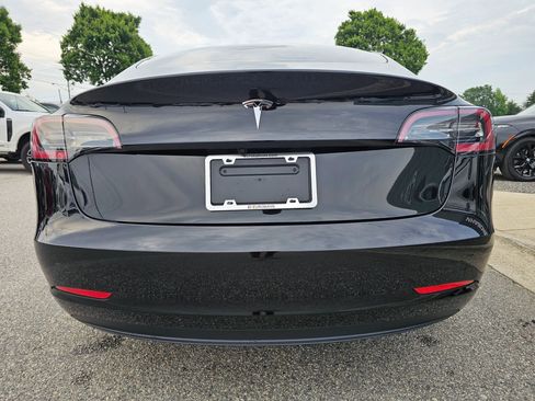 Used 2023 Tesla Model 3 Standard Range RWD image 4