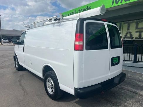 Used 2013 Chevrolet Express 2500 image 3