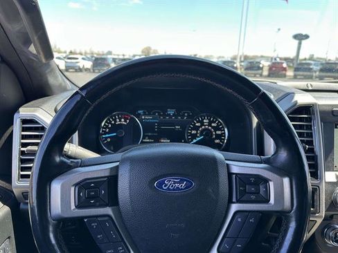 Used 2018 Ford F150 Platinum w/ Equipment Group 701A Luxury AWD/4WD image 16