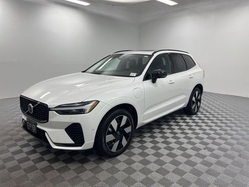 New 2025 Volvo XC60 T8 Plus w/ Protection Package Premier image 3