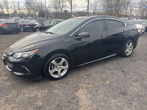 Used 2017 Chevrolet Volt LT w/ Comfort Package image 14