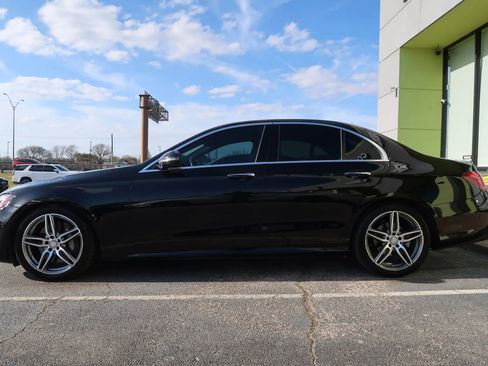 Used 2017 Mercedes-Benz E 300 image 7