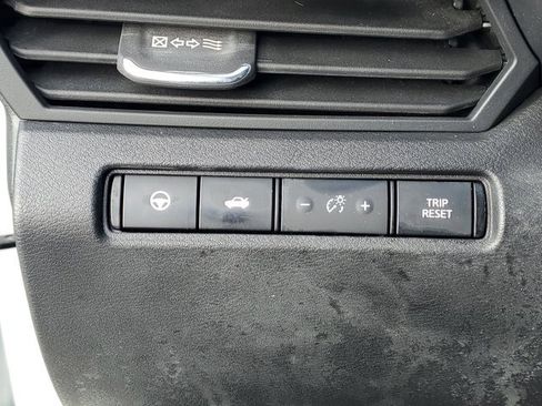 Certified 2019 Nissan Altima 2.5 SV image 10