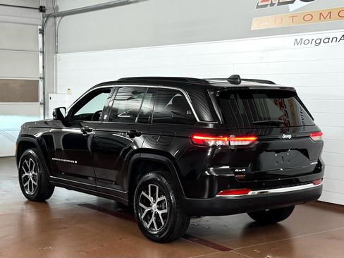 Used 2024 Jeep Grand Cherokee Limited image 5