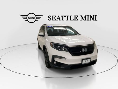 Used 2021 Honda Pilot Special Edition image 3