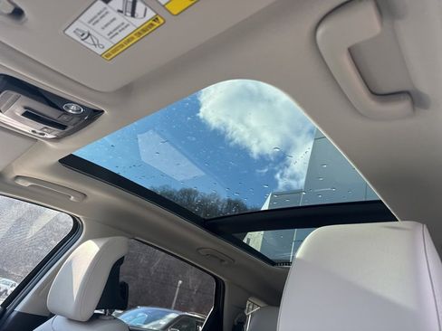 New 2026 Kia Sportage EX image 43