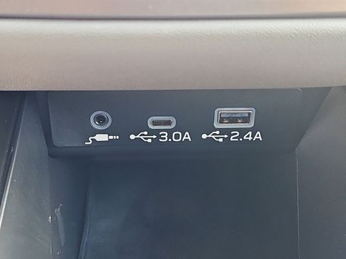 Certified 2025 Subaru Legacy Premium image 8