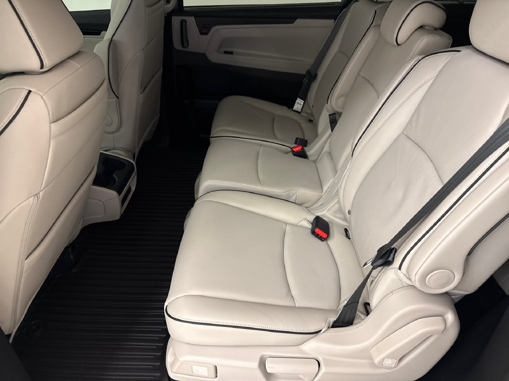 New 2027 Honda Odyssey Touring image 17