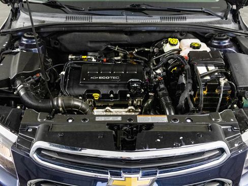 Used 2015 Chevrolet Cruze LT image 46