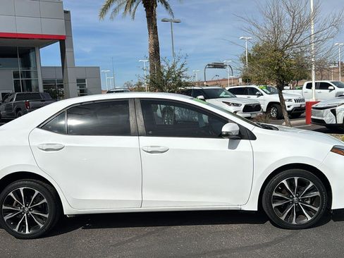 Used 2018 Toyota Corolla SE w/ Carpet Mat Package (TMS) image 8