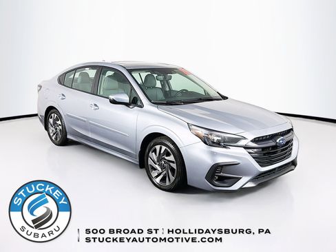 Used 2025 Subaru Legacy Limited image 1