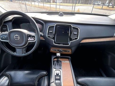 Used 2018 Volvo XC90 T6 Inscription w/ Convenience Package image 20