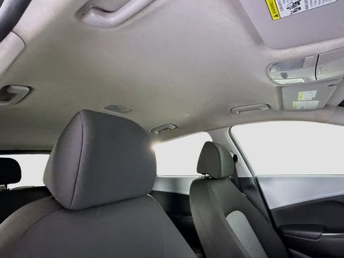 Used 2020 Hyundai Kona SE FWD image 18