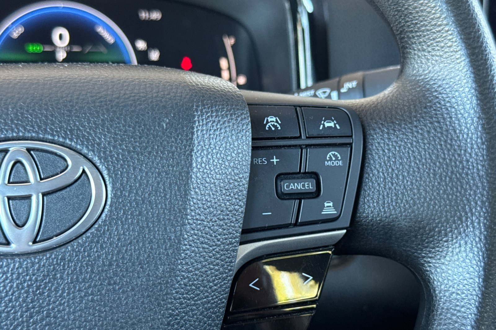 Certified 2025 Toyota Camry LE FWD image 29