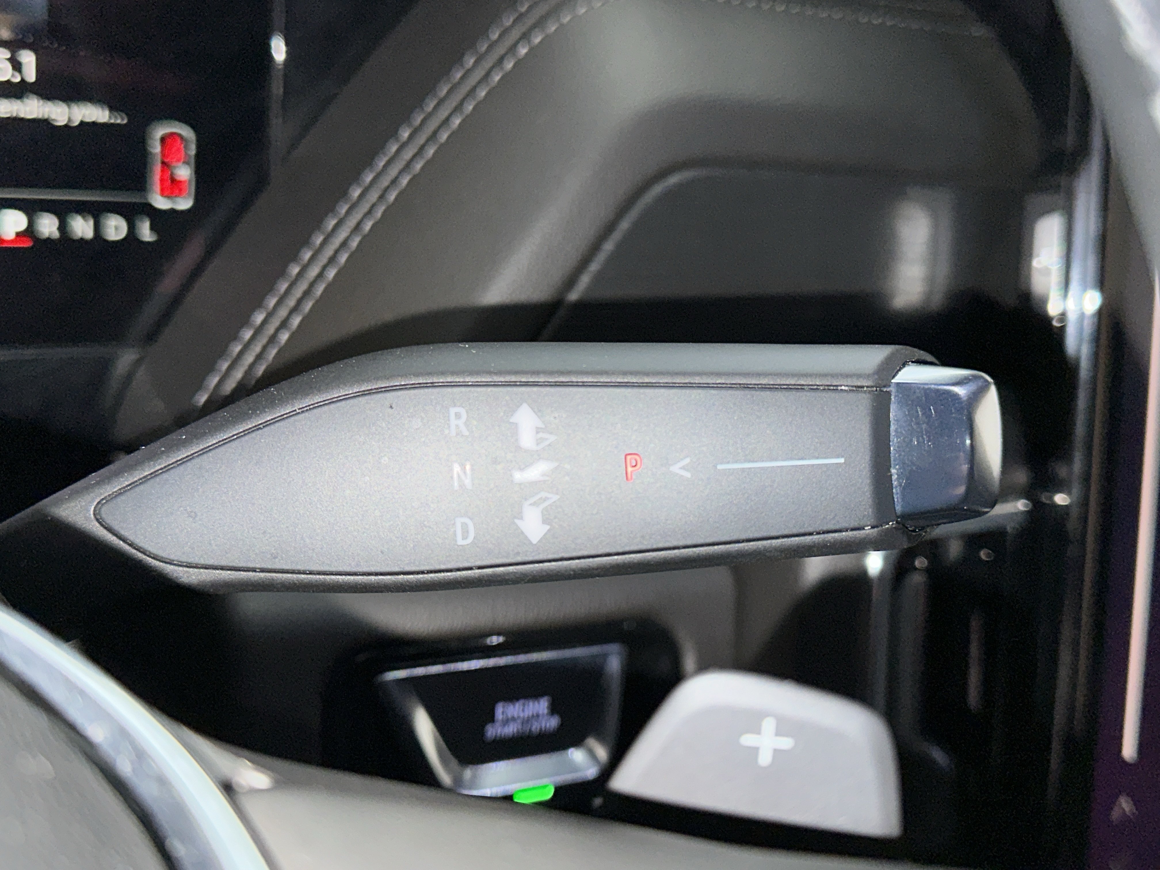 Used 2025 GMC Yukon XL Denali AWD/4WD image 44