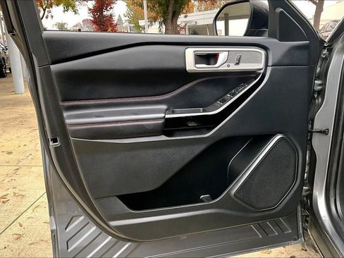 Used 2022 Ford Explorer ST-Line w/ Class IV Trailer Tow Package image 26