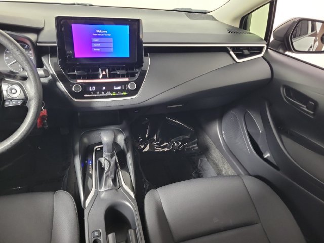 Used 2025 Toyota Corolla LE FWD image 17