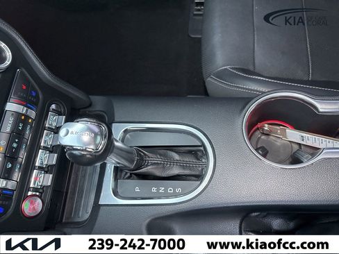 Used 2019 Ford Mustang Premium image 19